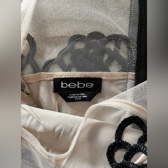 BEBE Black/Cream Dress - Picture 4 of 6